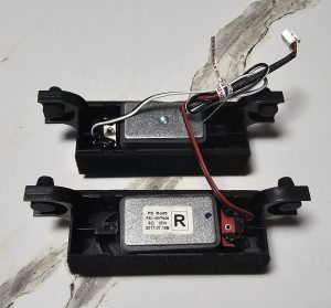 [중고] LG 32LJ561C 스피커