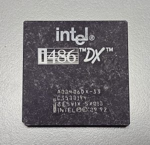 [중고] 인텔 i486 DX-33 세라믹 빈티지 CPU (A80486DX-33)